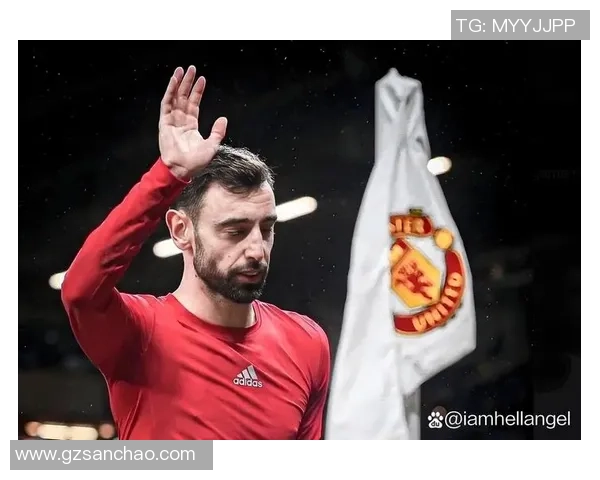 国王杯激战曼联逆转尤文图斯红牌争议引发全场热议与转会传闻