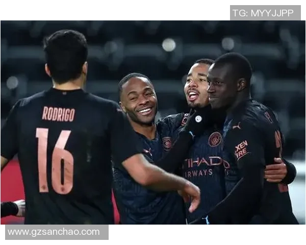 国王杯曼城逆转那不勒斯争议判罚引发全场热议